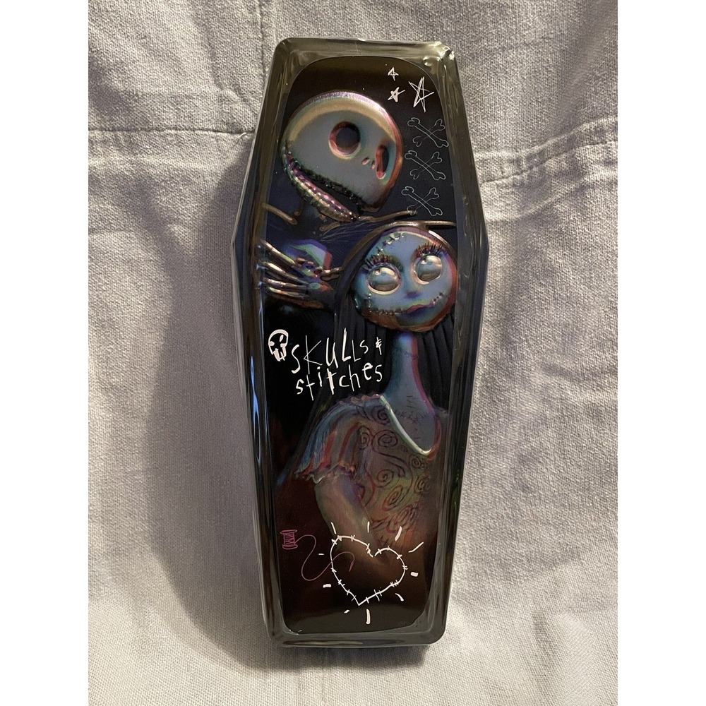 NEW Disney Sour Worms Tin Coffin Nightmare Before Christmas - Jack Skellington - Picture 1 of 2